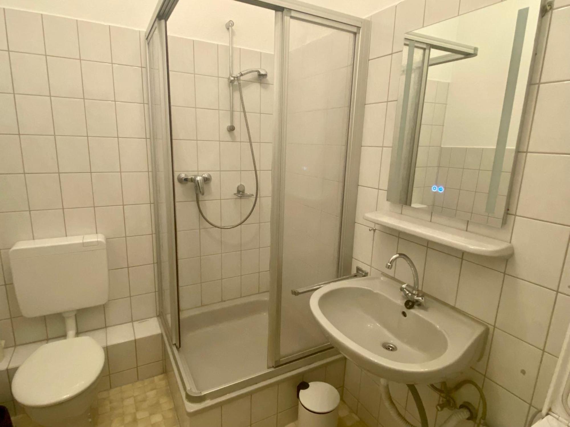 Harzer Hof Hostal *